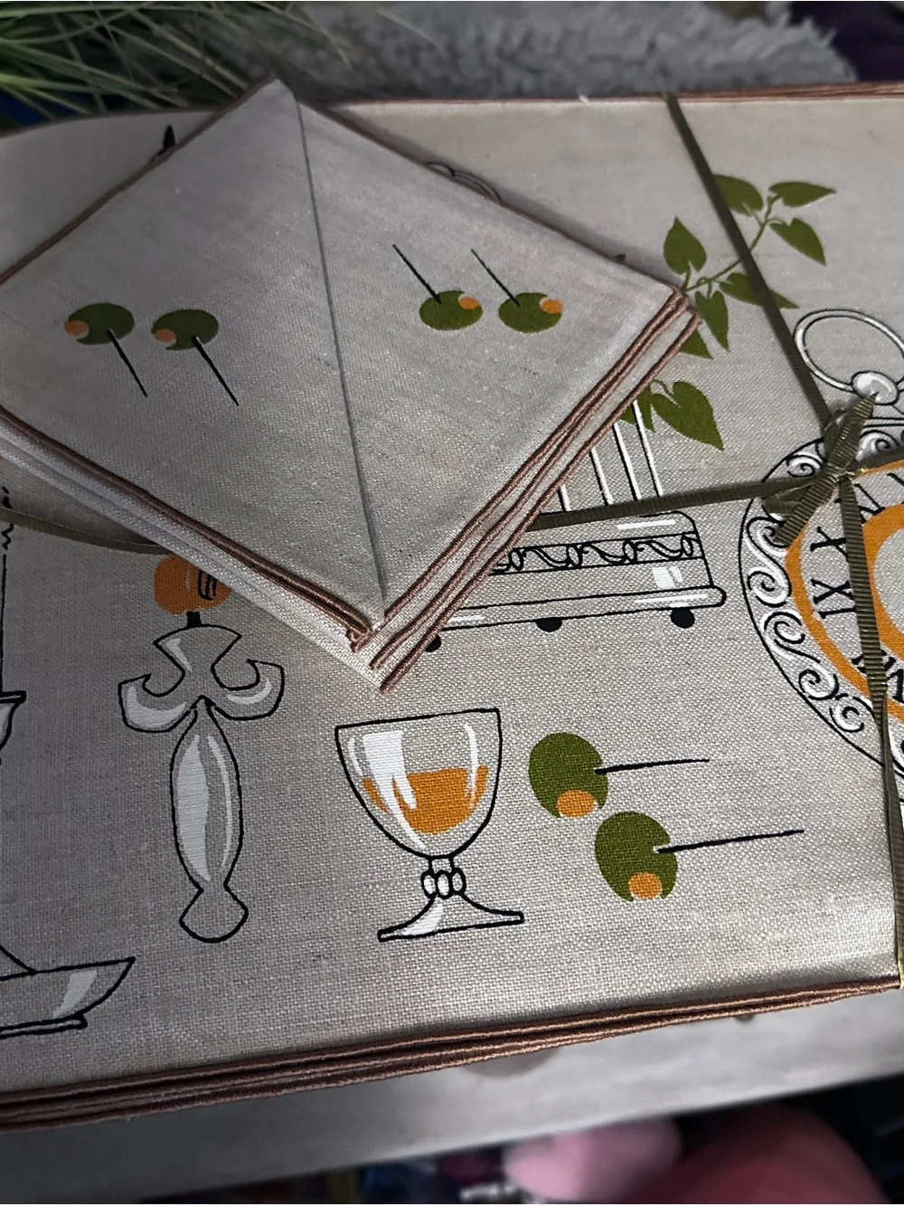 Vintage Belgian Belgium Table Linen Set 4 Placemats & 4 Napkins